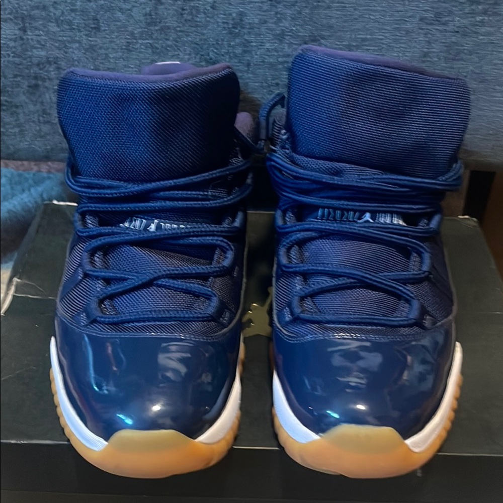 Air Jordan 11 Retro Low-Top Sneakers - Picture 2 of 10